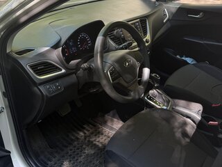 2018 Hyundai Solaris II, золотистый, 1290000 рублей, вид 5
