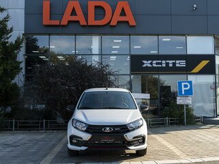 2026 Lada (ВАЗ) Granta Sport I Рестайлинг, белый, 1677000 рублей, вид 2