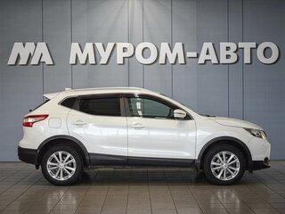 2018 Nissan Qashqai II Рестайлинг, белый, 1650000 рублей, вид 4