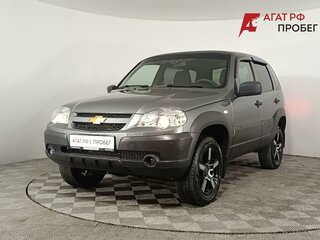 2018 Chevrolet Niva I Рестайлинг, серый, 840000 рублей, вид 3