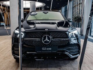 2025 Mercedes-Benz GLE Coupe 450 II (C167) Рестайлинг, чёрный, 14587175 рублей, вид 3
