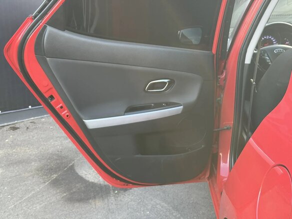 2015 Kia Ceed II Рестайлинг, красный, 1183000 рублей - вид 16