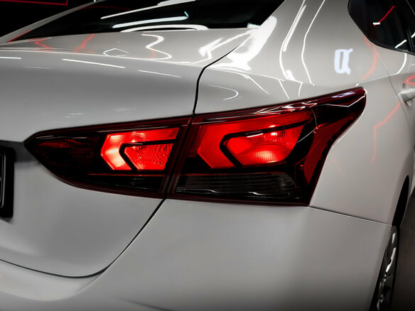 2022 Hyundai Solaris II Рестайлинг, белый, 1525000 рублей - вид 24