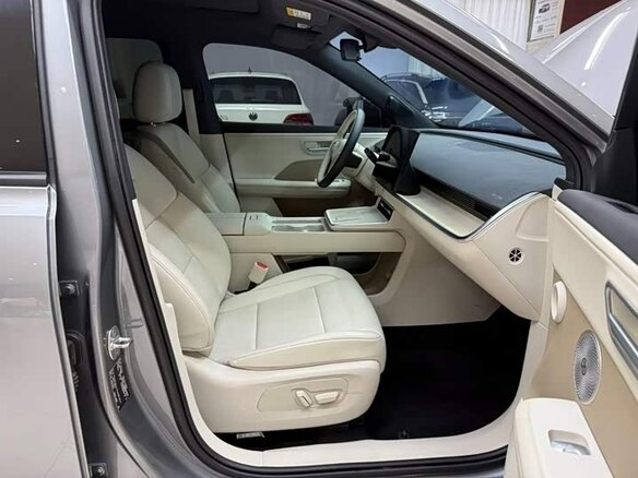 2026 Toyota bZ3X 58.3 kWh, белый, 3060000 рублей - вид 16