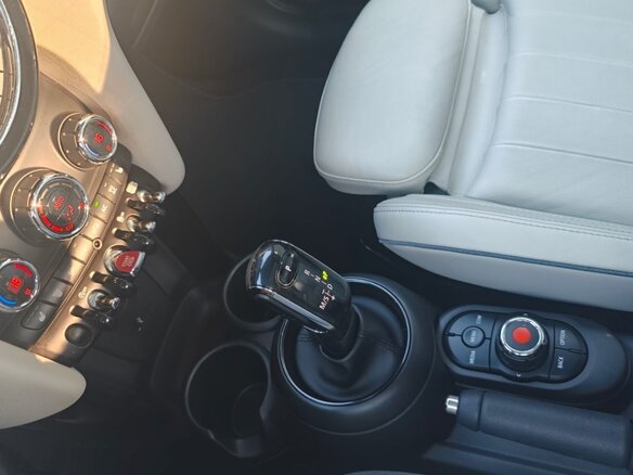 2018 Mini Hatch Cooper S III (F55/F56), оранжевый, 2700000 рублей - вид 20
