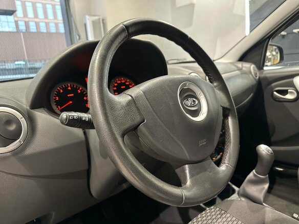 2015 Lada (ВАЗ) Largus I, коричневый, 660000 рублей - вид 12