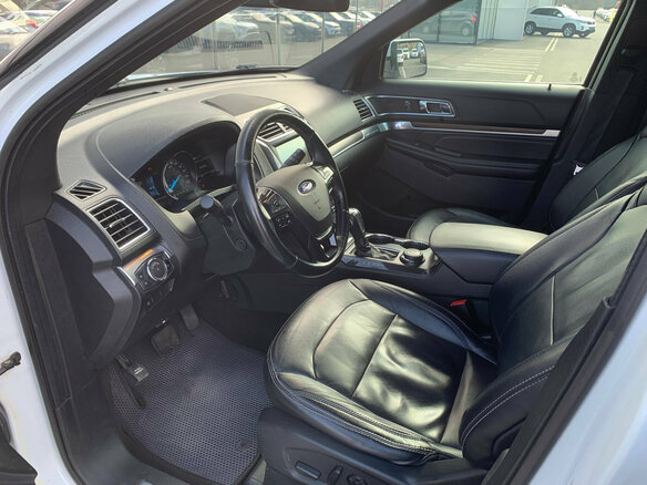 2019 Ford Explorer V Рестайлинг 2, белый, 2320000 рублей - вид 6