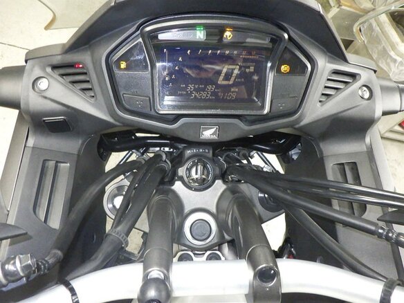 2015 Honda VFR 800X (Crossrunner), белый, 797000 рублей - вид 6