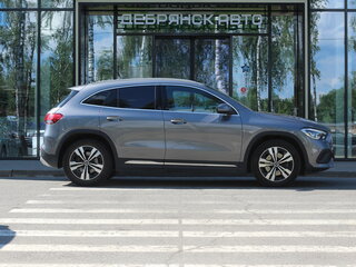 2020 Mercedes-Benz GLA 250 II (H247), серый, 3370000 рублей, вид 4