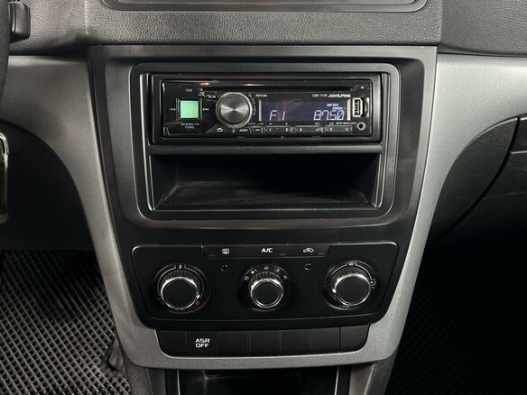 2014 Skoda Yeti I Рестайлинг, белый, 789900 рублей - вид 13