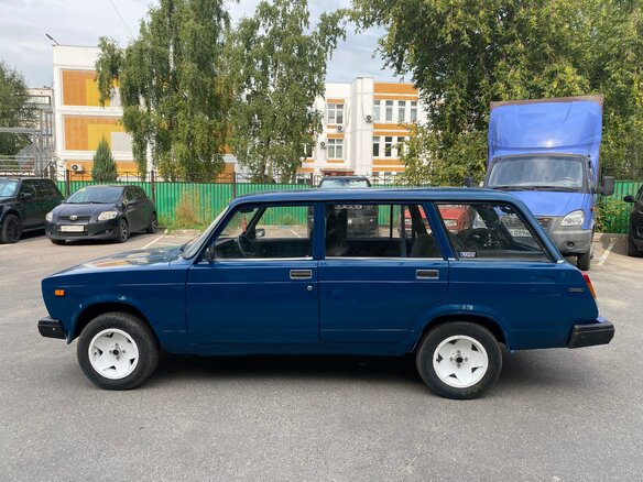 2005 Lada (ВАЗ) 2104 4-speed, синий - вид 8