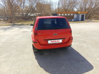2005 Ford Fusion I, красный, 335000 рублей, вид 5