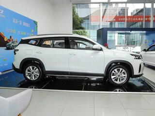 2026 Jetta VS8, белый, 2300000 рублей, вид 4