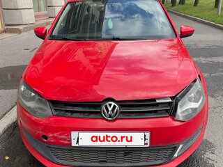 2011 Volkswagen Polo V, красный, 450000 рублей, вид 2