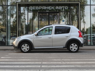 2013 Renault Sandero Stepway I, серебристый, 770000 рублей, вид 2