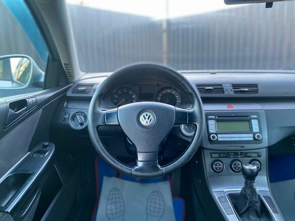 2008 Volkswagen Passat B6, серебристый, 469000 рублей - вид 16