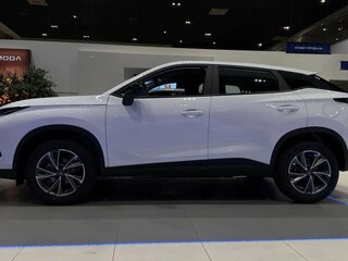 2026 Omoda C5 II, белый, 2399000 рублей, вид 4