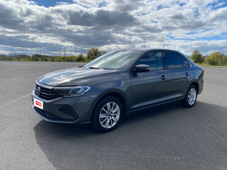 2020 Volkswagen Polo VI, серый, 1590000 рублей, вид 1
