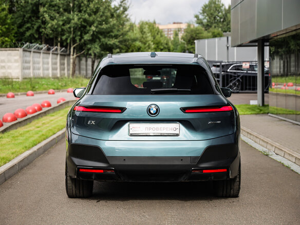 2021 BMW iX xDrive40 I (I20), серый, 5430703 рублей - вид 6