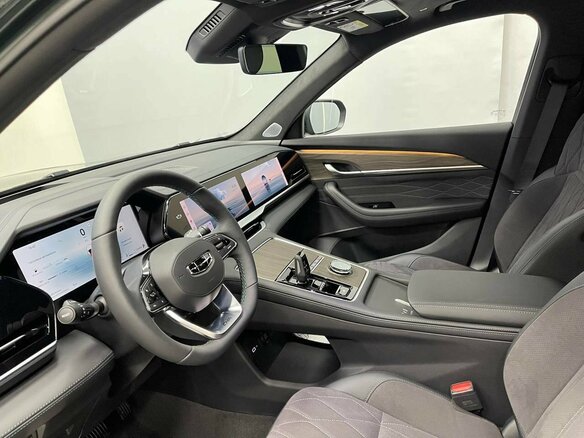 2026 Geely Monjaro I, чёрный, 4954990 рублей - вид 4