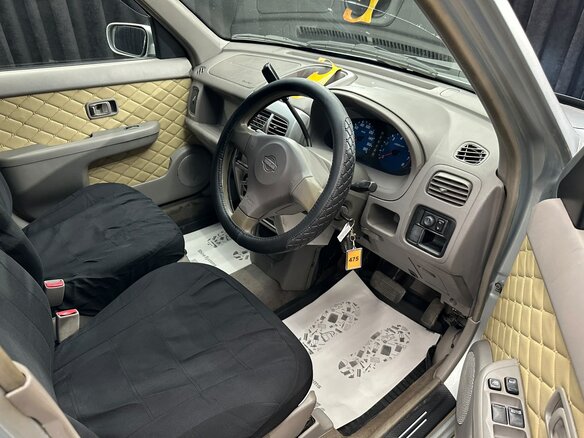 2001 Nissan Cube I Рестайлинг (Z10), серый, 199999 рублей - вид 10