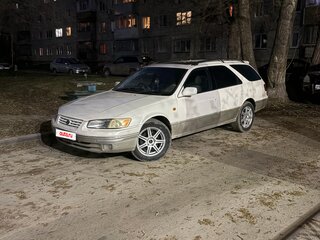 1997 Toyota Camry Gracia IV (XV20), белый, 380000 рублей, вид 1