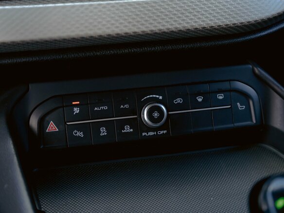 2023 Haval F7 I Рестайлинг, белый, 1695000 рублей - вид 16