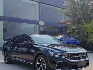 2023 Volkswagen Passat B8 Рестайлинг, чёрный, 1950100 рублей, вид 2
