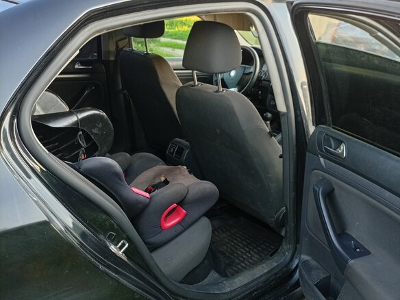 2008 Volkswagen Jetta V, чёрный, 500000 рублей - вид 4