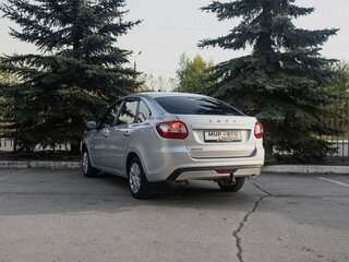 2022 Lada (ВАЗ) Granta Euro-2 I Рестайлинг, серебристый, 690000 рублей, вид 2