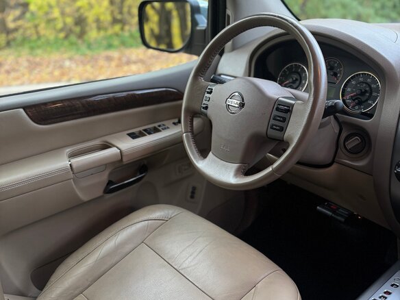 2011 Nissan Armada I Рестайлинг, голубой, 3000000 рублей - вид 4