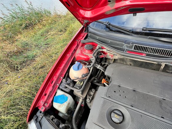 2003 Volkswagen Golf IV, красный, 458000 рублей - вид 18