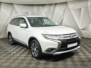 2015 Mitsubishi Outlander III Рестайлинг 2, белый, 1685000 рублей, вид 3