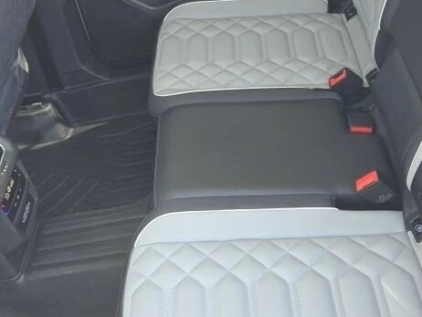 2024 Volkswagen Tayron I Рестайлинг, белый, 3620000 рублей - вид 11