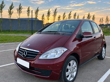 2009 Mercedes-Benz A-Класс 180 II (W169) Рестайлинг, пурпурный, 790000 рублей, вид 2