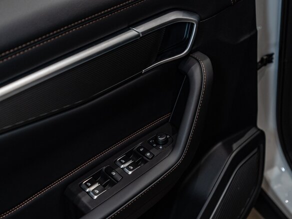 2026 Geely Okavango I Рестайлинг, белый, 4085990 рублей - вид 7