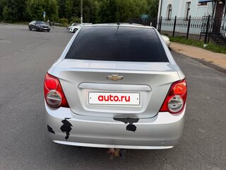 2012 Chevrolet Aveo II, серебристый, 450000 рублей, вид 5
