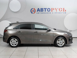 2019 Kia Ceed III, коричневый, 1661000 рублей, вид 5
