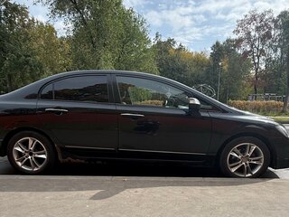 2009 Honda Civic Hybrid VIII Рестайлинг, чёрный, 420000 рублей, вид 3