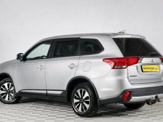 2017 Mitsubishi Outlander III Рестайлинг 2, серебристый, 2399000 рублей, вид 4