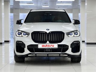 2020 BMW X5 M50d IV (G05/G18), белый, 7800000 рублей, вид 3