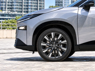 2026 Toyota bZ3X 58.3 kWh, серый, 2290000 рублей, вид 3