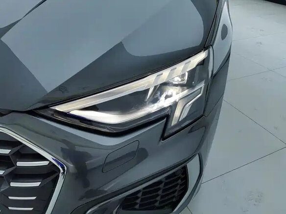 2024 Audi A3 Sportback 35 TFSI IV (8Y), серый, 2833033 рублей - вид 2
