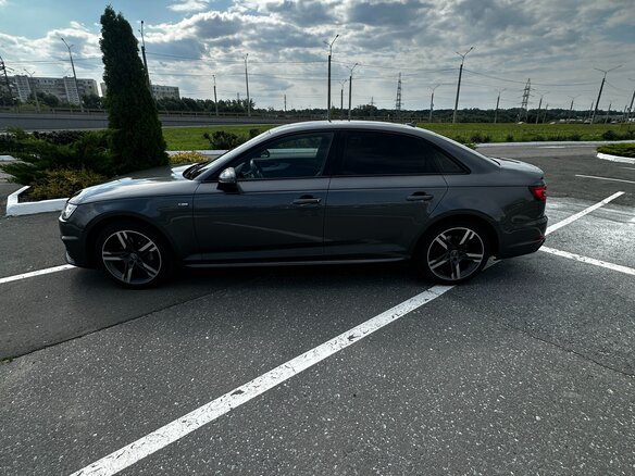 2019 Audi A4 V (B9), серый, 3200000 рублей - вид 6