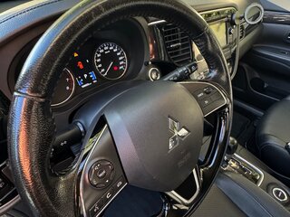 2016 Mitsubishi Outlander III Рестайлинг 2, серый, 1750000 рублей, вид 4