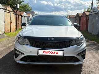 2019 Kia Optima IV Рестайлинг, серебристый, 1930000 рублей, вид 2