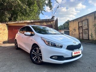 2014 Kia Ceed II, белый, 1050000 рублей, вид 4