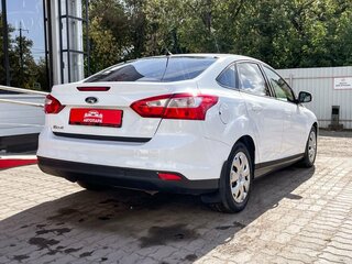 2012 Ford Focus III, белый, 609000 рублей, вид 3