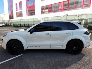 2011 Porsche Cayenne Turbo II (958), белый, 2100000 рублей, вид 3