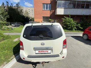 2011 Nissan Pathfinder III Рестайлинг, белый, 1900000 рублей, вид 4